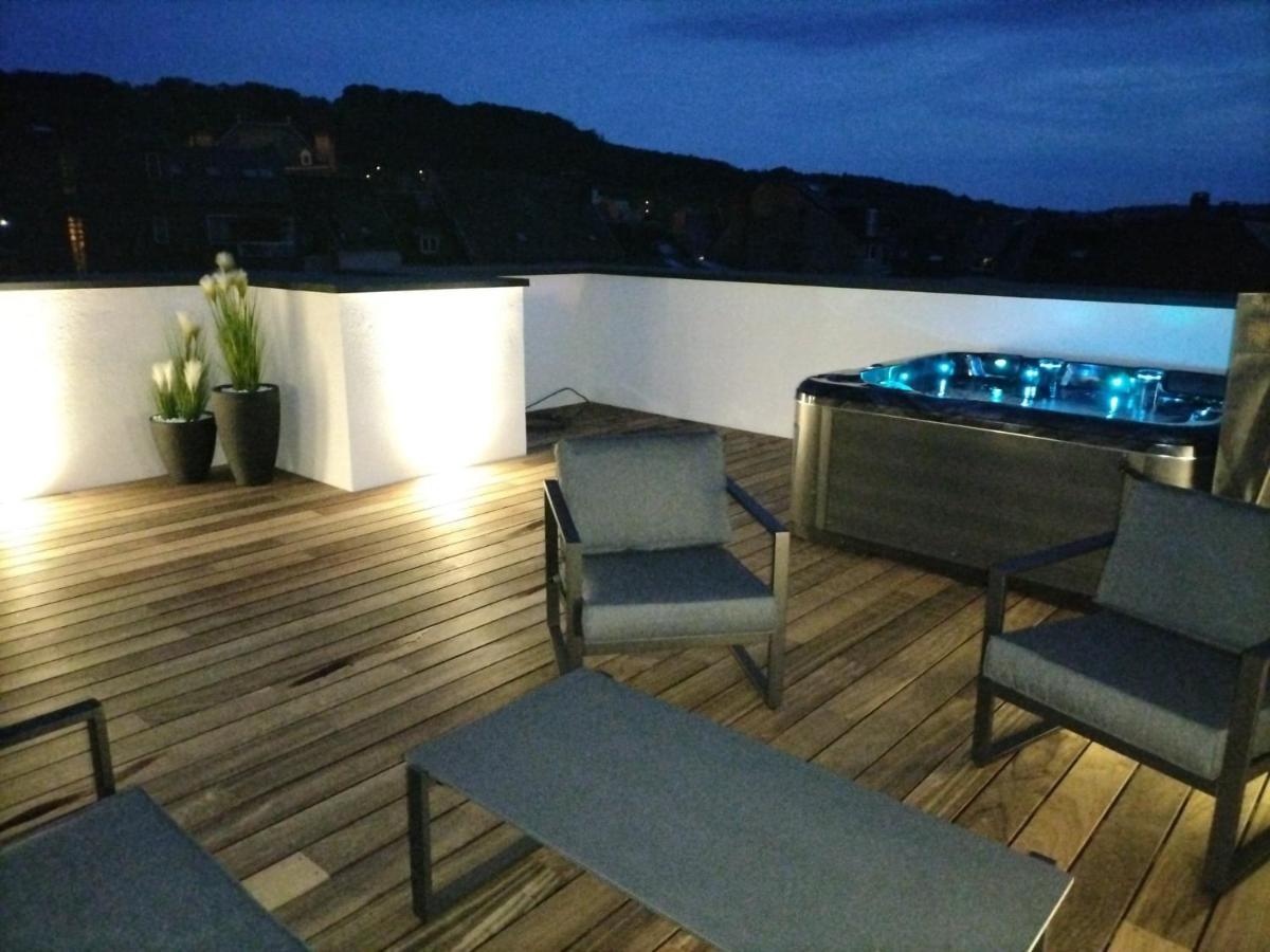 Appartement Avec Rooftop Au Centre De Malmedy Exterior foto